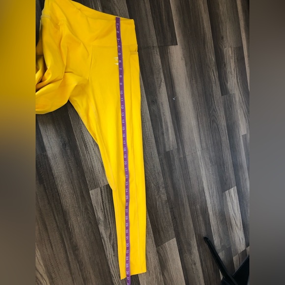 Gymshark Yellow Seamless Leggings - Picture 11 of 11